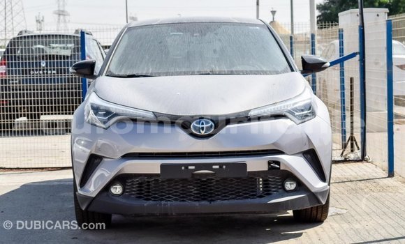 Acheter Import Voiture Toyota C-HR Autre à Import - Dubai, Adrar Acheter Import Voiture Toyota C-HR Autre à Import - Dubai, Adrar