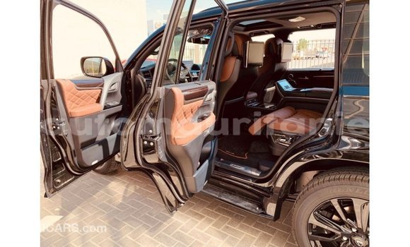 Acheter Import Voiture Lexus LX Noir à Import - Dubai, Adrar Acheter Import Voiture Lexus LX Noir à Import - Dubai, Adrar