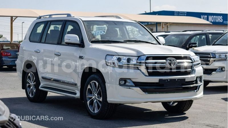Big with watermark toyota land cruiser adrar import dubai 2177