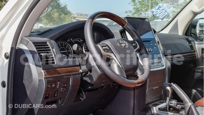 Big with watermark toyota land cruiser adrar import dubai 2177