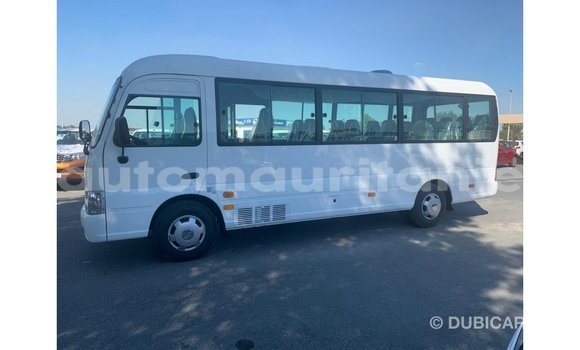 Acheter Import Voiture Hyundai Accent Blanc à Import - Dubai, Adrar Acheter Import Voiture Hyundai Accent Blanc à Import - Dubai, Adrar