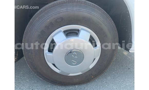 Acheter Import Voiture Hyundai Accent Blanc à Import - Dubai, Adrar Acheter Import Voiture Hyundai Accent Blanc à Import - Dubai, Adrar