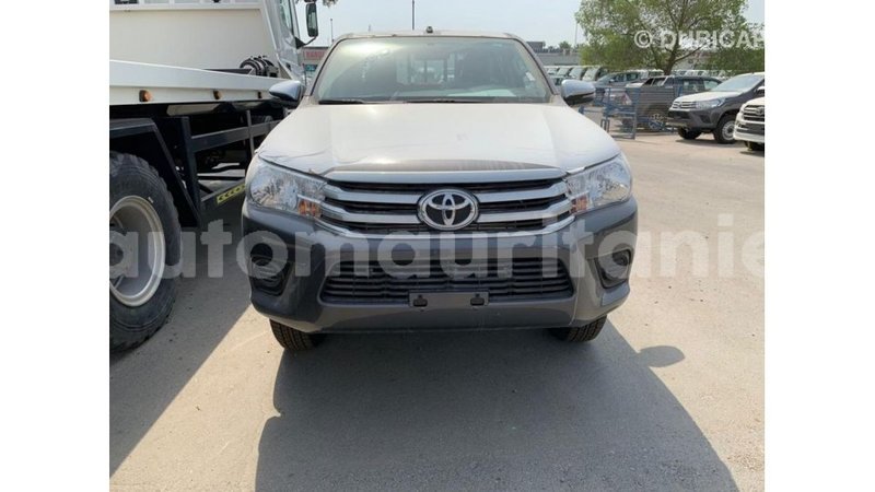 Big with watermark toyota hilux adrar import dubai 2185