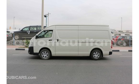 Buy Import Toyota Hiace White Car in Import - Dubai in Adrar Buy Import Toyota Hiace White Car in Import - Dubai in Adrar