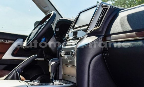 Buy Import Toyota Land Cruiser Black Car in Import - Dubai in Adrar Buy Import Toyota Land Cruiser Black Car in Import - Dubai in Adrar