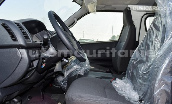 Acheter Import Voiture Toyota Hiace Blanc à Import - Dubai, Adrar Acheter Import Voiture Toyota Hiace Blanc à Import - Dubai, Adrar