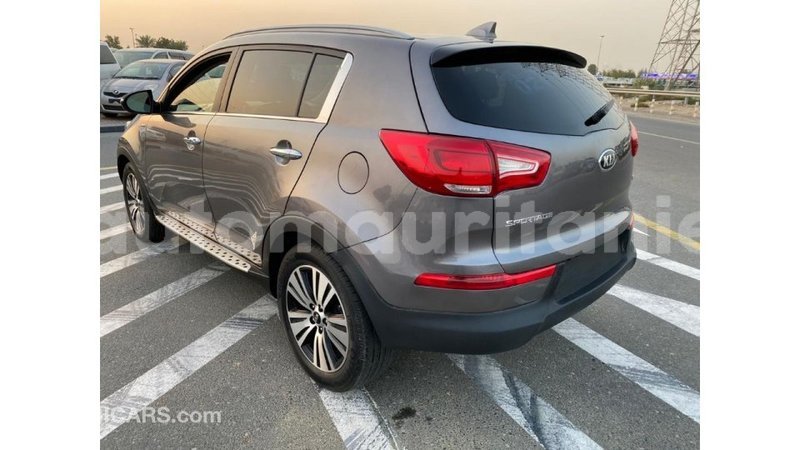 Big with watermark kia sportage adrar import dubai 2200