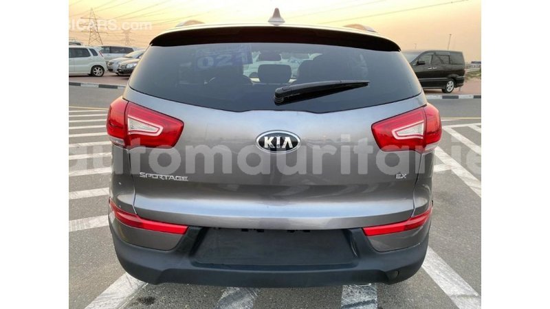 Big with watermark kia sportage adrar import dubai 2200