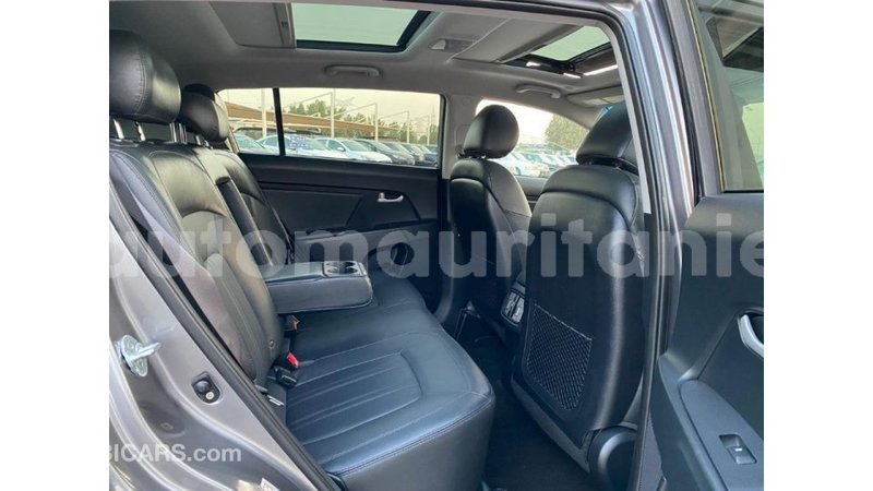 Big with watermark kia sportage adrar import dubai 2200