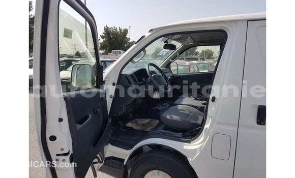 Acheter Import Utilitaire Toyota DA Blanc à Import - Dubai, Adrar Acheter Import Utilitaire Toyota DA Blanc à Import - Dubai, Adrar