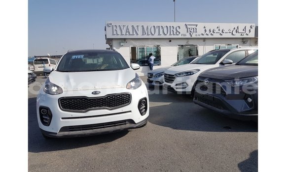 Acheter Import Voiture Kia Sportage Blanc à Import - Dubai, Adrar Acheter Import Voiture Kia Sportage Blanc à Import - Dubai, Adrar