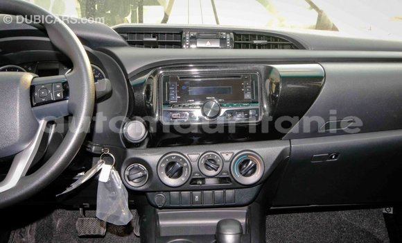 Acheter Import Voiture Toyota Hilux Autre à Import - Dubai, Adrar Acheter Import Voiture Toyota Hilux Autre à Import - Dubai, Adrar