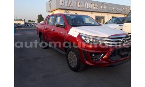 Acheter Import Voiture Toyota Hilux Rouge à Import - Dubai, Adrar Acheter Import Voiture Toyota Hilux Rouge à Import - Dubai, Adrar