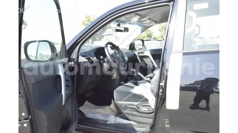 Big with watermark toyota prado adrar import dubai 2236