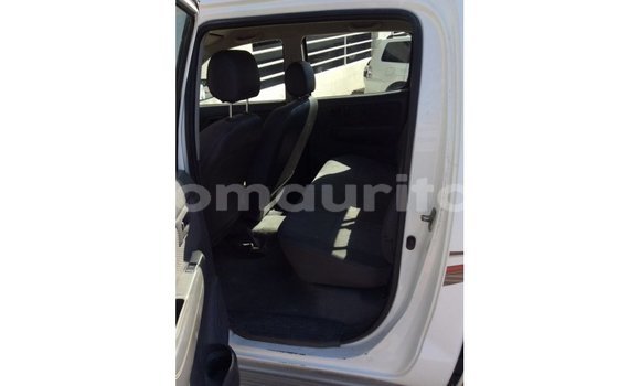 Acheter Import Voiture Toyota Hilux Blanc à Import - Dubai, Adrar Acheter Import Voiture Toyota Hilux Blanc à Import - Dubai, Adrar