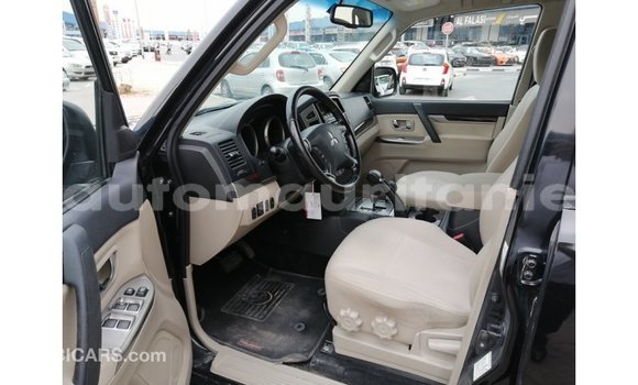 Acheter Import Voiture Mitsubishi Pajero Noir à Import - Dubai, Adrar Acheter Import Voiture Mitsubishi Pajero Noir à Import - Dubai, Adrar