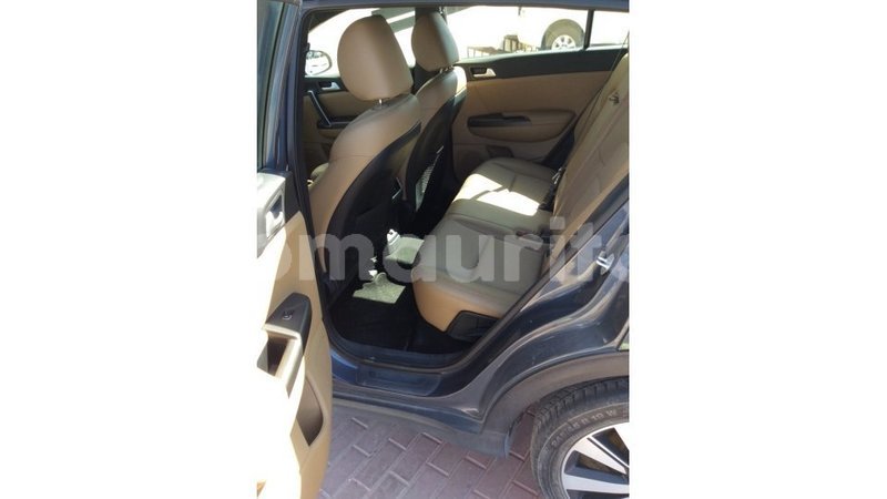Big with watermark kia sportage adrar import dubai 2253