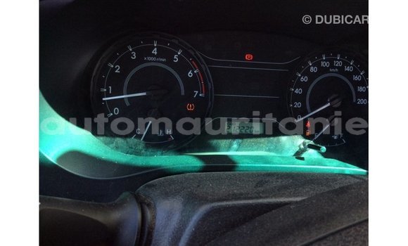 Acheter Import Voiture Toyota Hilux Blanc à Import - Dubai, Adrar Acheter Import Voiture Toyota Hilux Blanc à Import - Dubai, Adrar