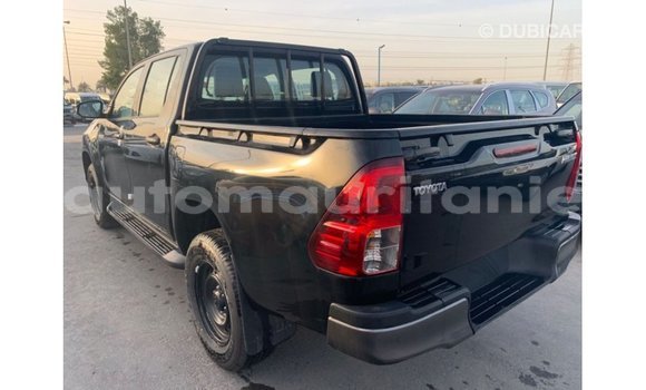 Acheter Import Voiture Toyota Hilux Noir à Import - Dubai, Adrar Acheter Import Voiture Toyota Hilux Noir à Import - Dubai, Adrar