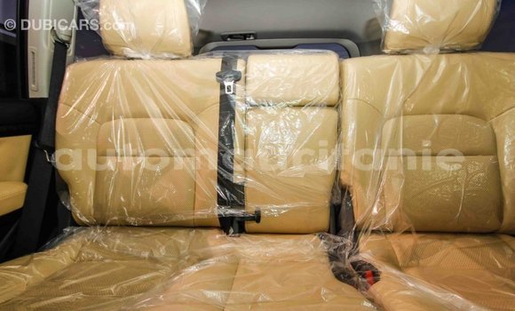Acheter Import Voiture Toyota Land Cruiser Noir à Import - Dubai, Adrar Acheter Import Voiture Toyota Land Cruiser Noir à Import - Dubai, Adrar