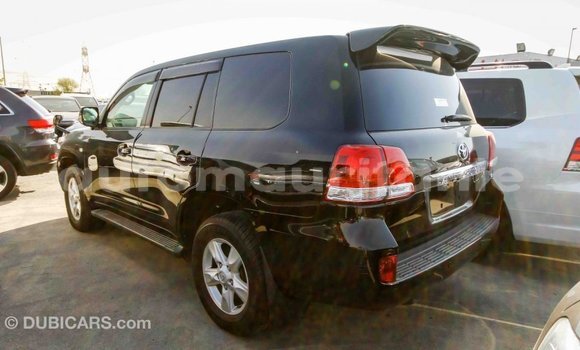 Acheter Import Voiture Toyota Land Cruiser Noir à Import - Dubai, Adrar Acheter Import Voiture Toyota Land Cruiser Noir à Import - Dubai, Adrar
