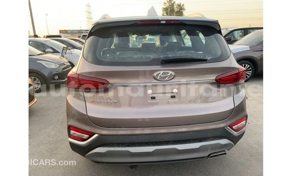 Acheter Import Voiture Hyundai Santa Fe Marron à Import - Dubai, Adrar Acheter Import Voiture Hyundai Santa Fe Marron à Import - Dubai, Adrar