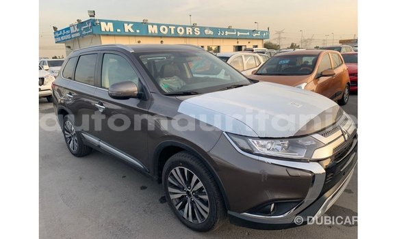 Acheter Import Voiture Mitsubishi Outlander Marron à Import - Dubai, Adrar Acheter Import Voiture Mitsubishi Outlander Marron à Import - Dubai, Adrar