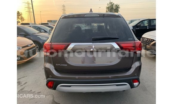 Acheter Import Voiture Mitsubishi Outlander Marron à Import - Dubai, Adrar Acheter Import Voiture Mitsubishi Outlander Marron à Import - Dubai, Adrar