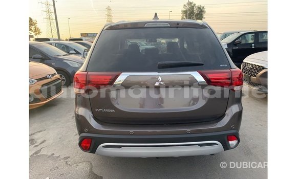 Acheter Import Voiture Mitsubishi Outlander Marron à Import - Dubai, Adrar Acheter Import Voiture Mitsubishi Outlander Marron à Import - Dubai, Adrar