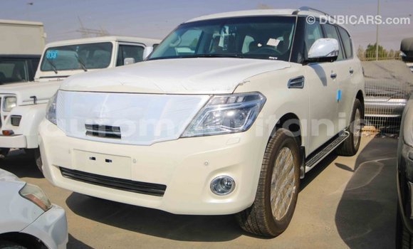 Acheter Import Voiture Nissan Patrol Blanc à Import - Dubai, Adrar Acheter Import Voiture Nissan Patrol Blanc à Import - Dubai, Adrar