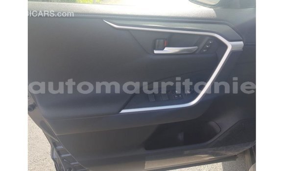 Acheter Import Utilitaire Toyota HiAce Autre à Import - Dubai, Adrar Acheter Import Utilitaire Toyota HiAce Autre à Import - Dubai, Adrar