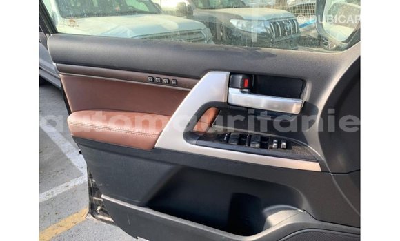 Buy Import Toyota Land Cruiser Black Car in Import - Dubai in Adrar Buy Import Toyota Land Cruiser Black Car in Import - Dubai in Adrar