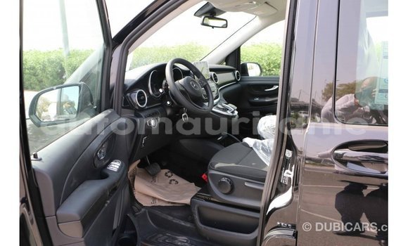 Buy Import Mercedes-Benz 250 Black Car in Import - Dubai in Adrar Buy Import Mercedes-Benz 250 Black Car in Import - Dubai in Adrar