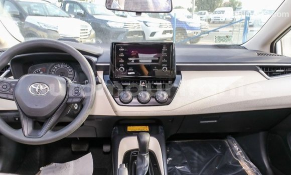 Acheter Import Voiture Toyota Corolla Blanc à Import - Dubai, Adrar Acheter Import Voiture Toyota Corolla Blanc à Import - Dubai, Adrar