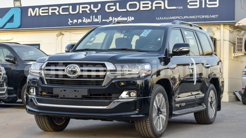 Big with watermark toyota land cruiser adrar import dubai 2306