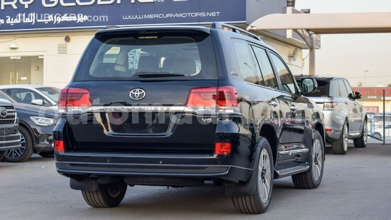 Big with watermark toyota land cruiser adrar import dubai 2306
