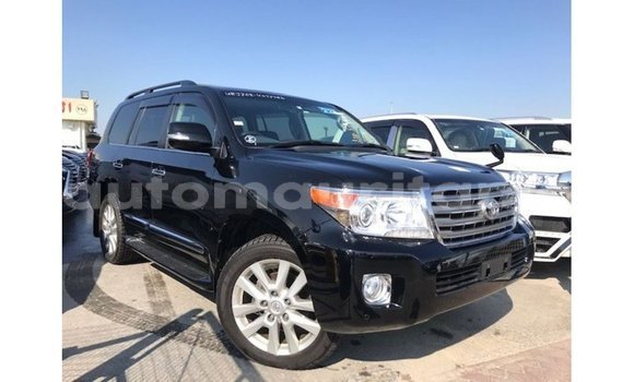 Acheter Import Voiture Toyota Land Cruiser Noir à Import - Dubai, Adrar Acheter Import Voiture Toyota Land Cruiser Noir à Import - Dubai, Adrar