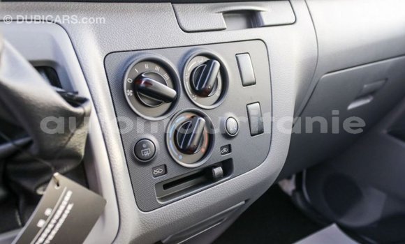 Buy Import Nissan Urvan White Car in Import - Dubai in Adrar Buy Import Nissan Urvan White Car in Import - Dubai in Adrar