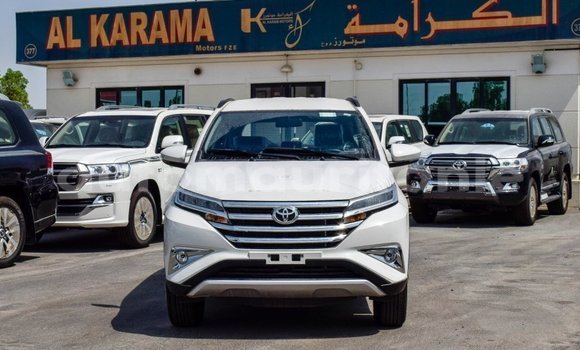 Acheter Import Voiture Toyota Rush Blanc à Import - Dubai, Adrar Acheter Import Voiture Toyota Rush Blanc à Import - Dubai, Adrar