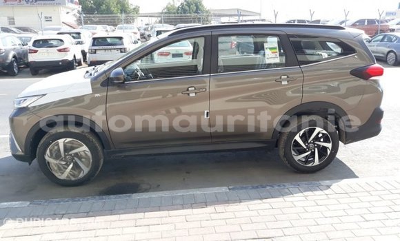 Acheter Import Voiture Toyota Rush Blanc à Import - Dubai, Adrar Acheter Import Voiture Toyota Rush Blanc à Import - Dubai, Adrar