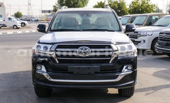 Acheter Import Voiture Toyota Land Cruiser Noir à Import - Dubai, Adrar Acheter Import Voiture Toyota Land Cruiser Noir à Import - Dubai, Adrar