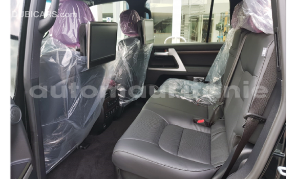 Buy Import Toyota Land Cruiser Black Car in Import - Dubai in Adrar Buy Import Toyota Land Cruiser Black Car in Import - Dubai in Adrar