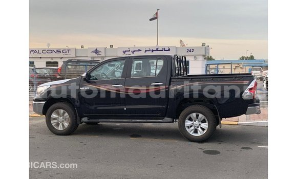 Acheter Import Voiture Toyota Hilux Noir à Import - Dubai, Adrar Acheter Import Voiture Toyota Hilux Noir à Import - Dubai, Adrar