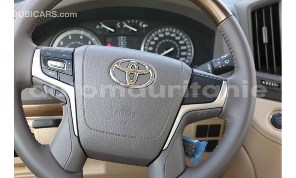 Buy Import Toyota Land Cruiser Black Car in Import - Dubai in Adrar Buy Import Toyota Land Cruiser Black Car in Import - Dubai in Adrar