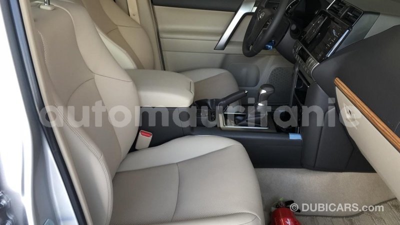 Big with watermark toyota prado adrar import dubai 2337