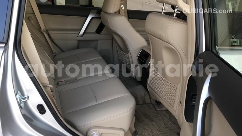 Big with watermark toyota prado adrar import dubai 2337