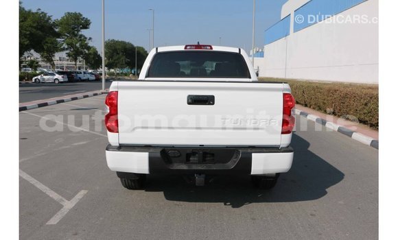 Buy Import Toyota Tundra White Car in Import - Dubai in Adrar Buy Import Toyota Tundra White Car in Import - Dubai in Adrar