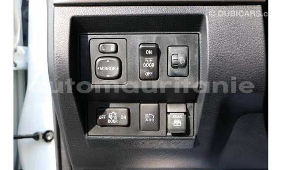 Buy Import Toyota Tundra White Car in Import - Dubai in Adrar Buy Import Toyota Tundra White Car in Import - Dubai in Adrar