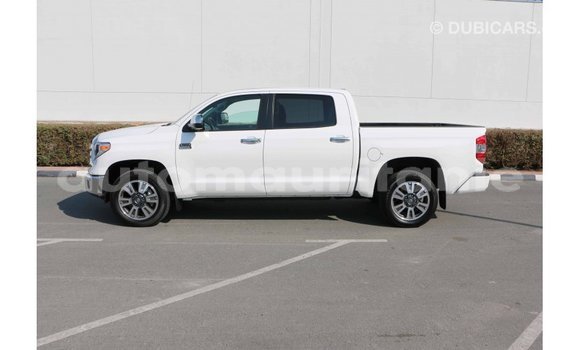 Buy Import Toyota Tundra White Car in Import - Dubai in Adrar Buy Import Toyota Tundra White Car in Import - Dubai in Adrar