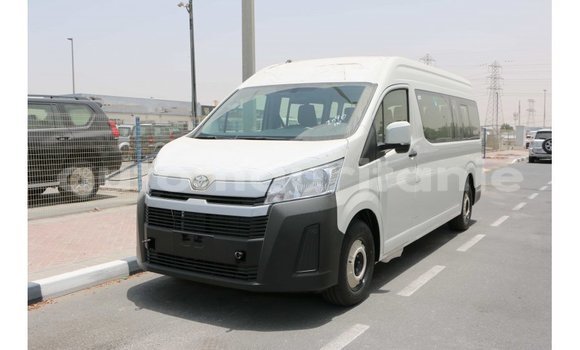 Buy Import Toyota Hiace White Car in Import - Dubai in Adrar Buy Import Toyota Hiace White Car in Import - Dubai in Adrar